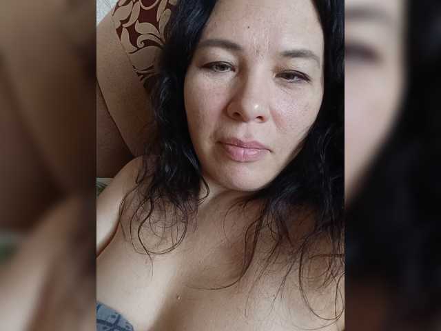 VictoriaPanther live cam preview