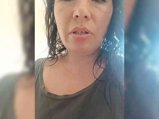 VictoriaPanther webcam