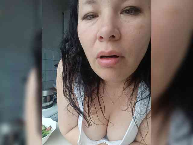 VictoriaPanther webcam