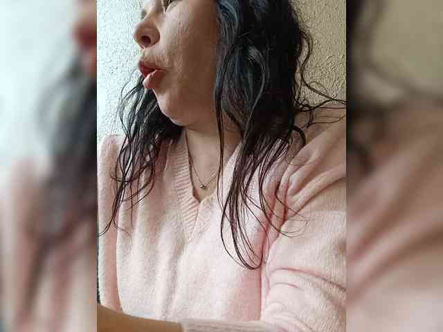 VictoriaPanther webcam