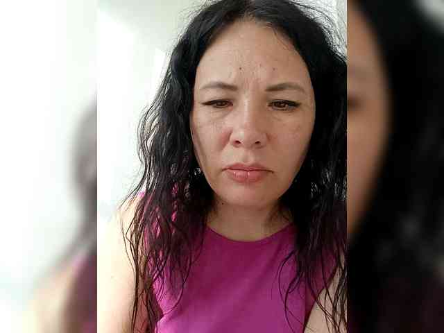 VictoriaPanther webcam