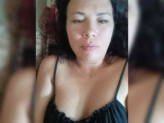 VictoriaPanther webcam