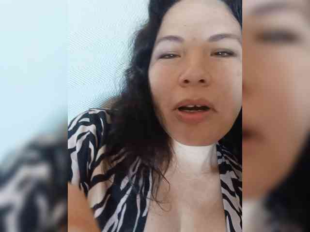 VictoriaPanther webcam