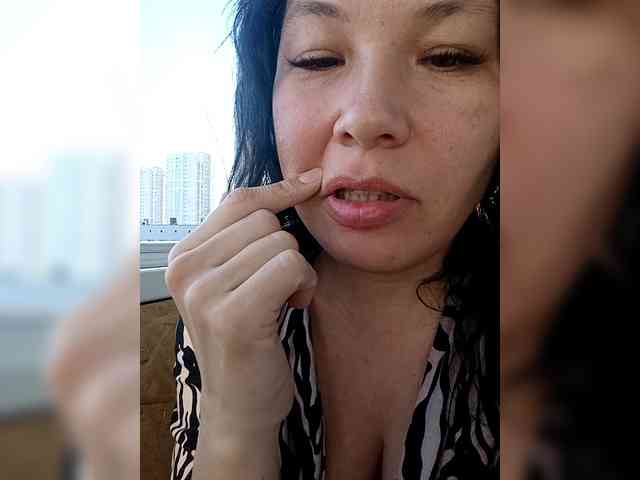 VictoriaPanther webcam