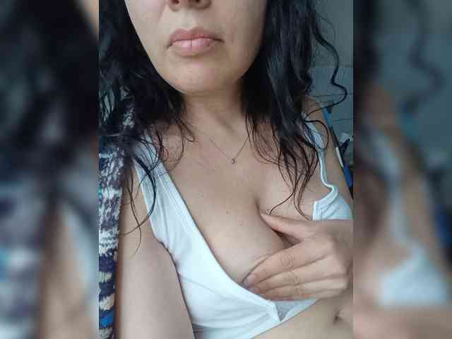 VictoriaPanther webcam