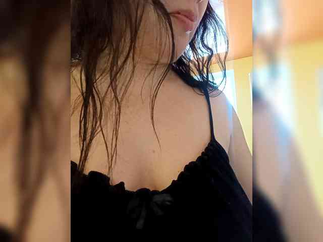 VictoriaPanther webcam