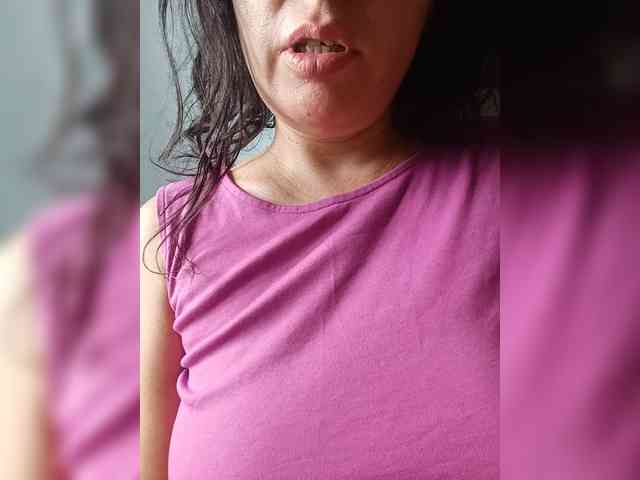 VictoriaPanther webcam