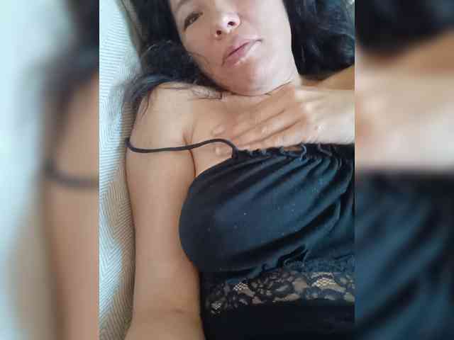 VictoriaPanther webcam