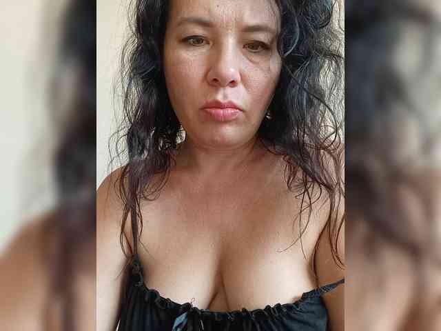 VictoriaPanther webcam