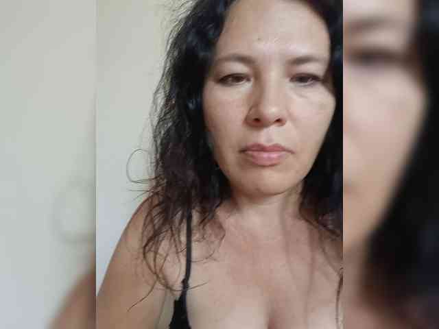 VictoriaPanther webcam