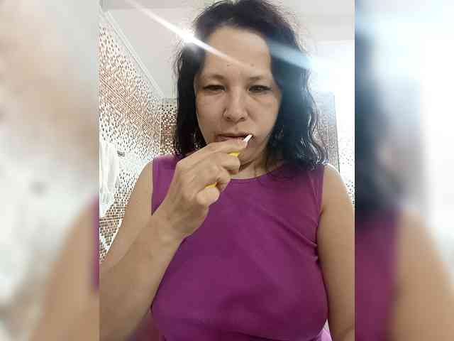 VictoriaPanther webcam