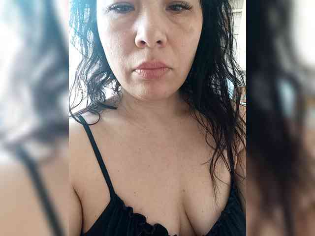 VictoriaPanther webcam