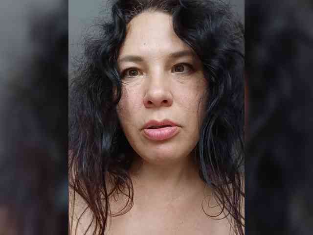 VictoriaPanther webcam