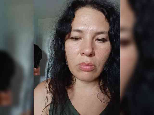VictoriaPanther webcam