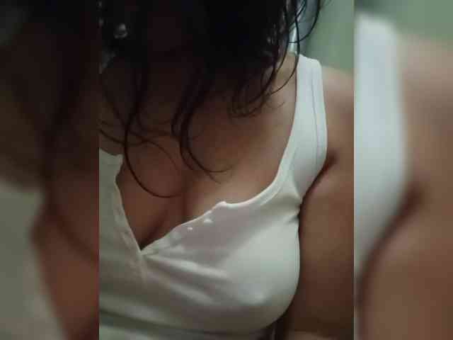 VictoriaPanther webcam