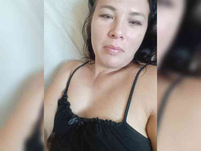 VictoriaPanther webcam
