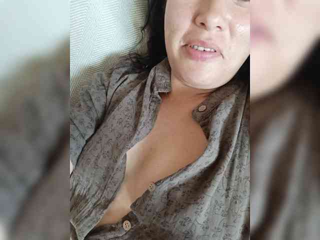 VictoriaPanther webcam