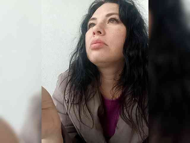 VictoriaPanther webcam