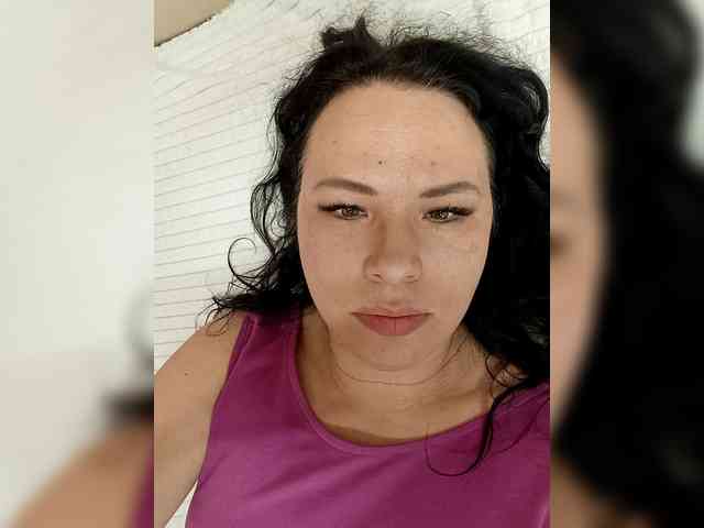 VictoriaPanther webcam