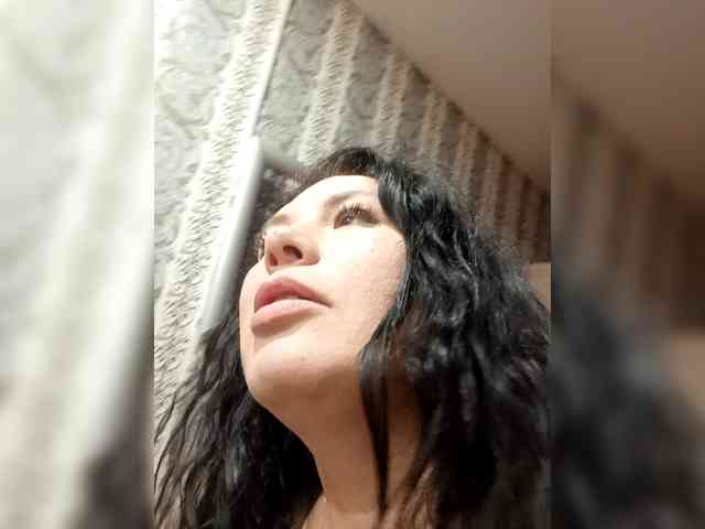 VictoriaPanther webcam