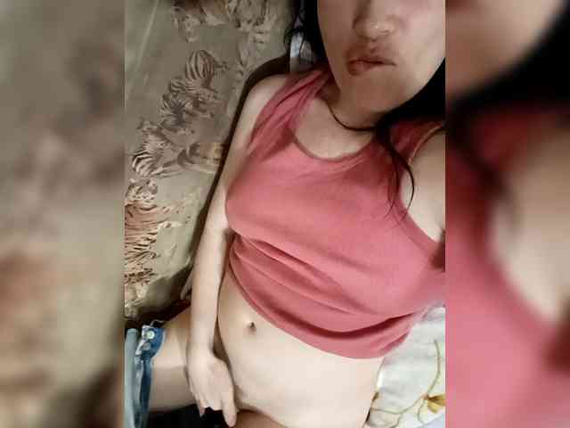 VictoriaPanther webcam