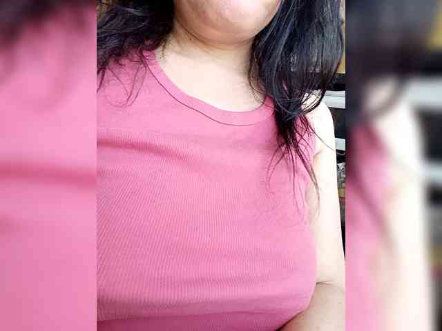 VictoriaPanther webcam