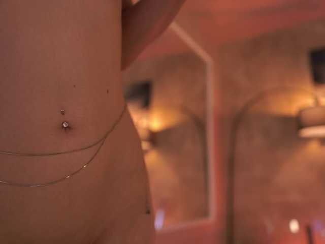 MaddieBryggs live cam on BongaCams