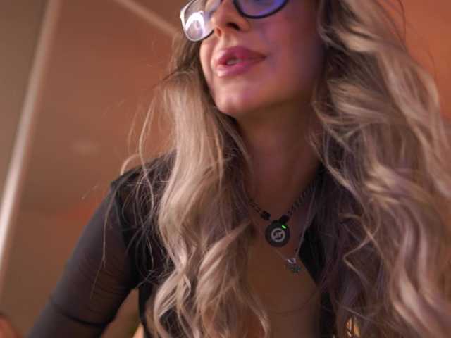 go to chat with MaddieBryggs