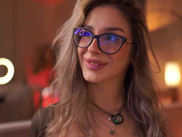 Live трансляция MaddieBryggs - slutnetki.online