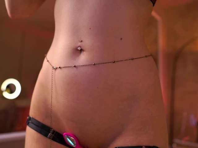 MaddieBryggs live cam on BongaCams