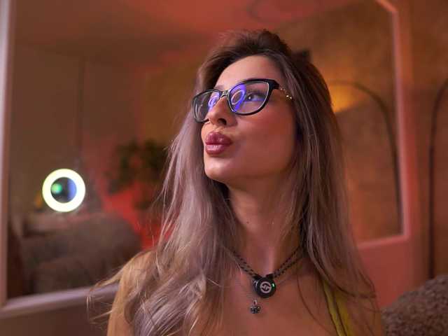 go to chat with MaddieBryggs