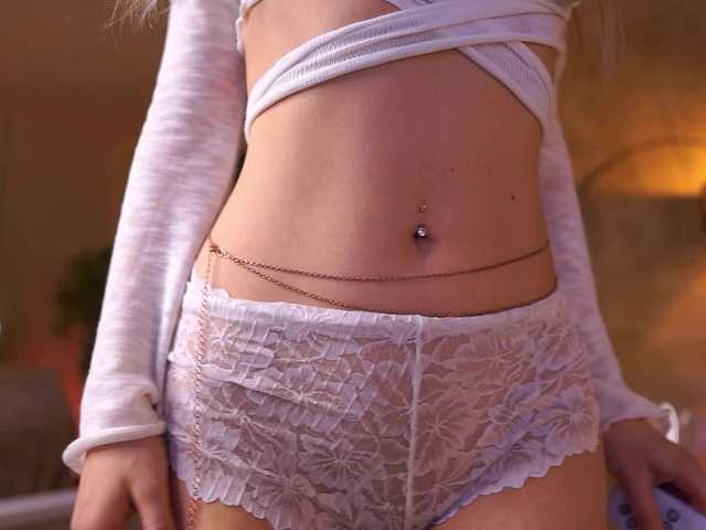 MaddieBryggs's BongaCams show and profile