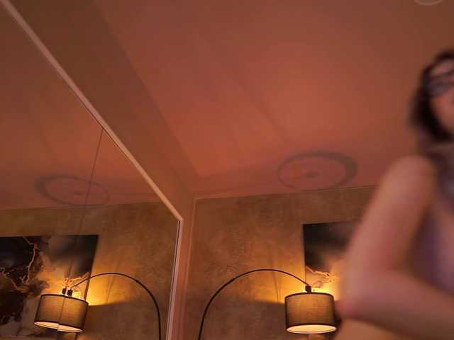 MaddieBryggs live cam on BongaCams