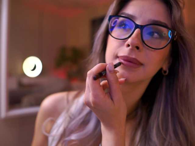 go to chat with MaddieBryggs