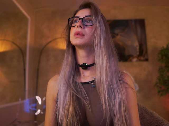  MaddieBryggs chat room