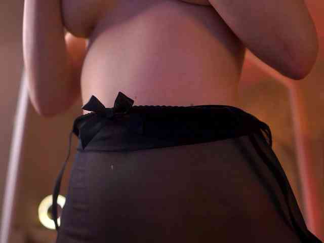 MaddieBryggs Live Webcam on BongaCams