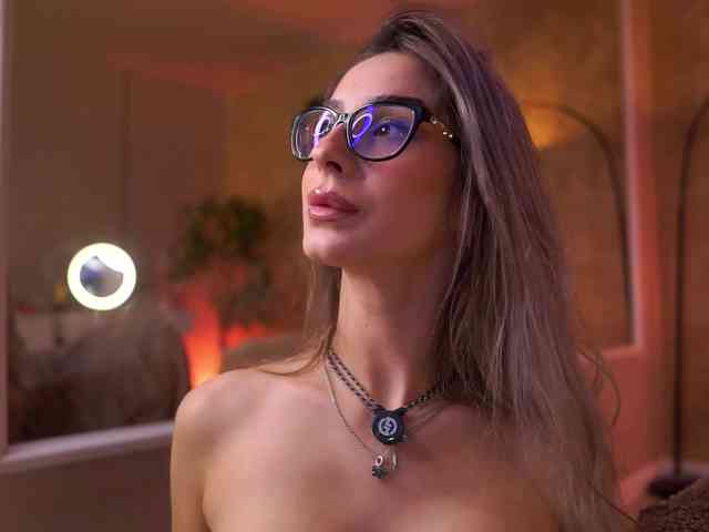 MaddieBryggs webcam