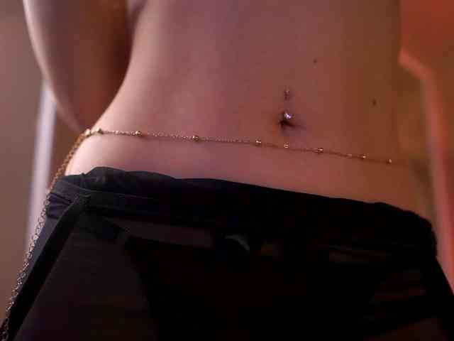 MaddieBryggs Live Webcam on BongaCams