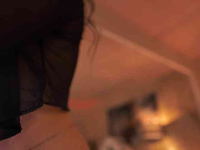 Model: MaddieBryggs