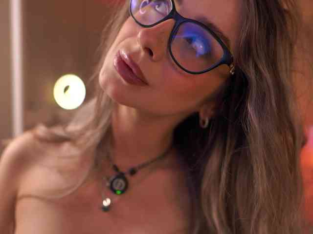MaddieBryggs webcam