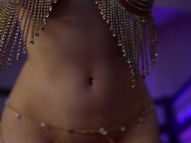 SexyCelline's BongaCams show and profile