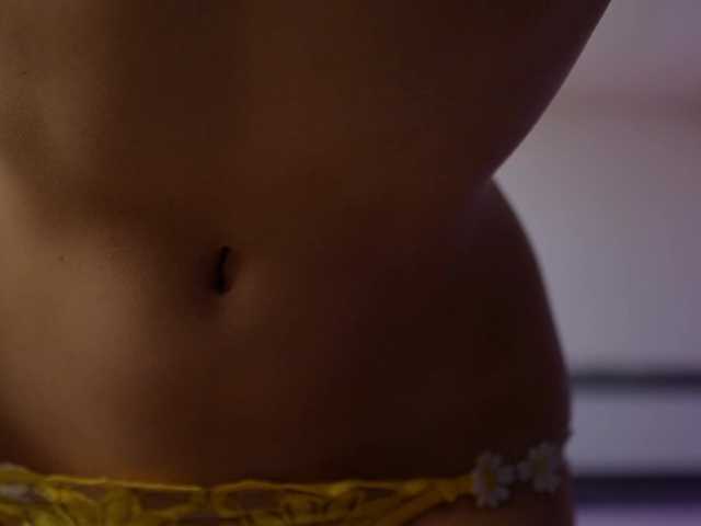 SexyCelline live webcam show
