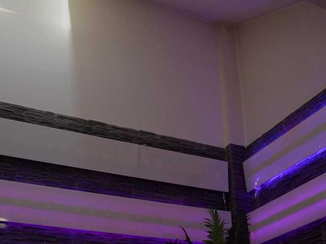 SexyCelline's BongaCams show and profile