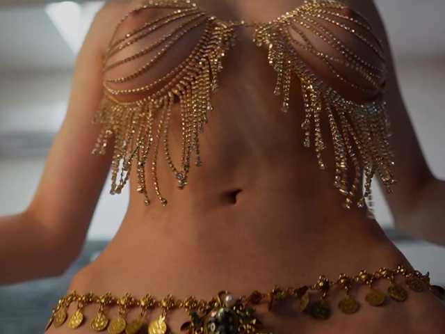 SexyCelline live cam on BongaCams