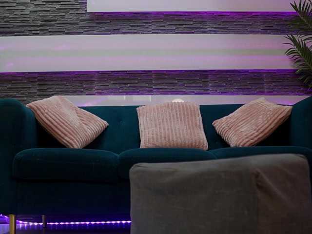 SexyCelline's BongaCams show and profile