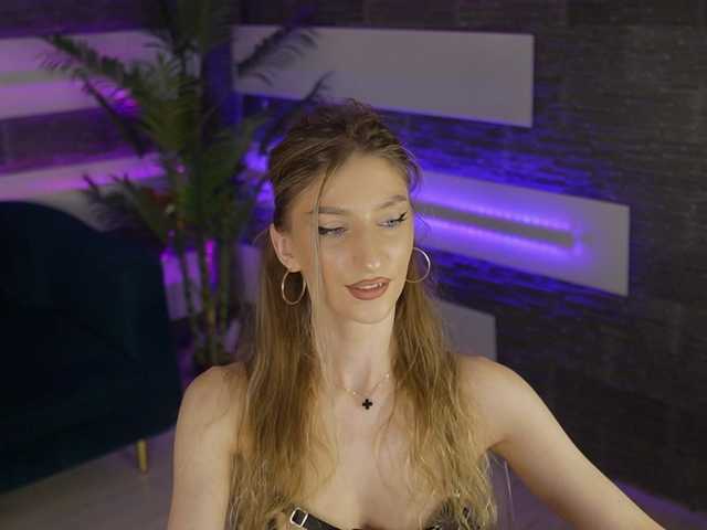 SexyCelline live cam on BongaCams