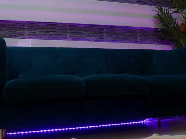 SexyCelline's BongaCams show and profile