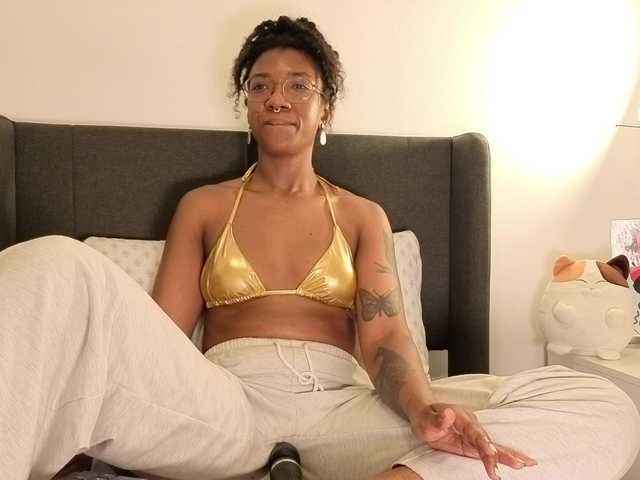 CarolineS live cam on BongaCams