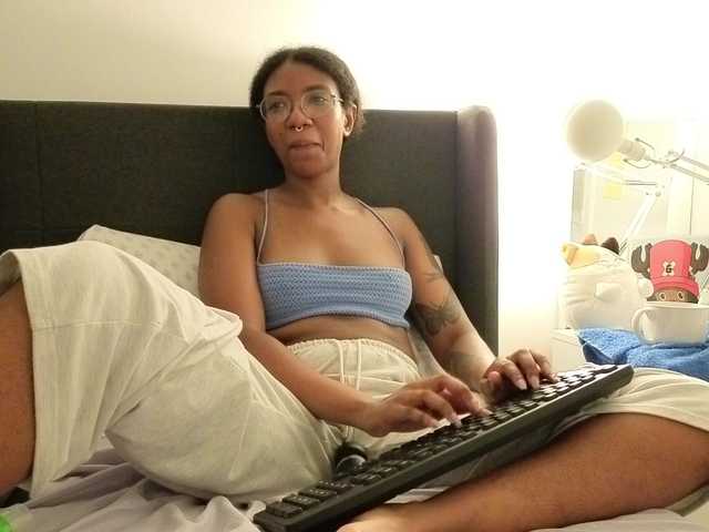CarolineS live cam on BongaCams