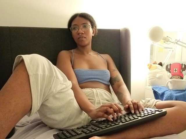 CarolineS live cam on BongaCams